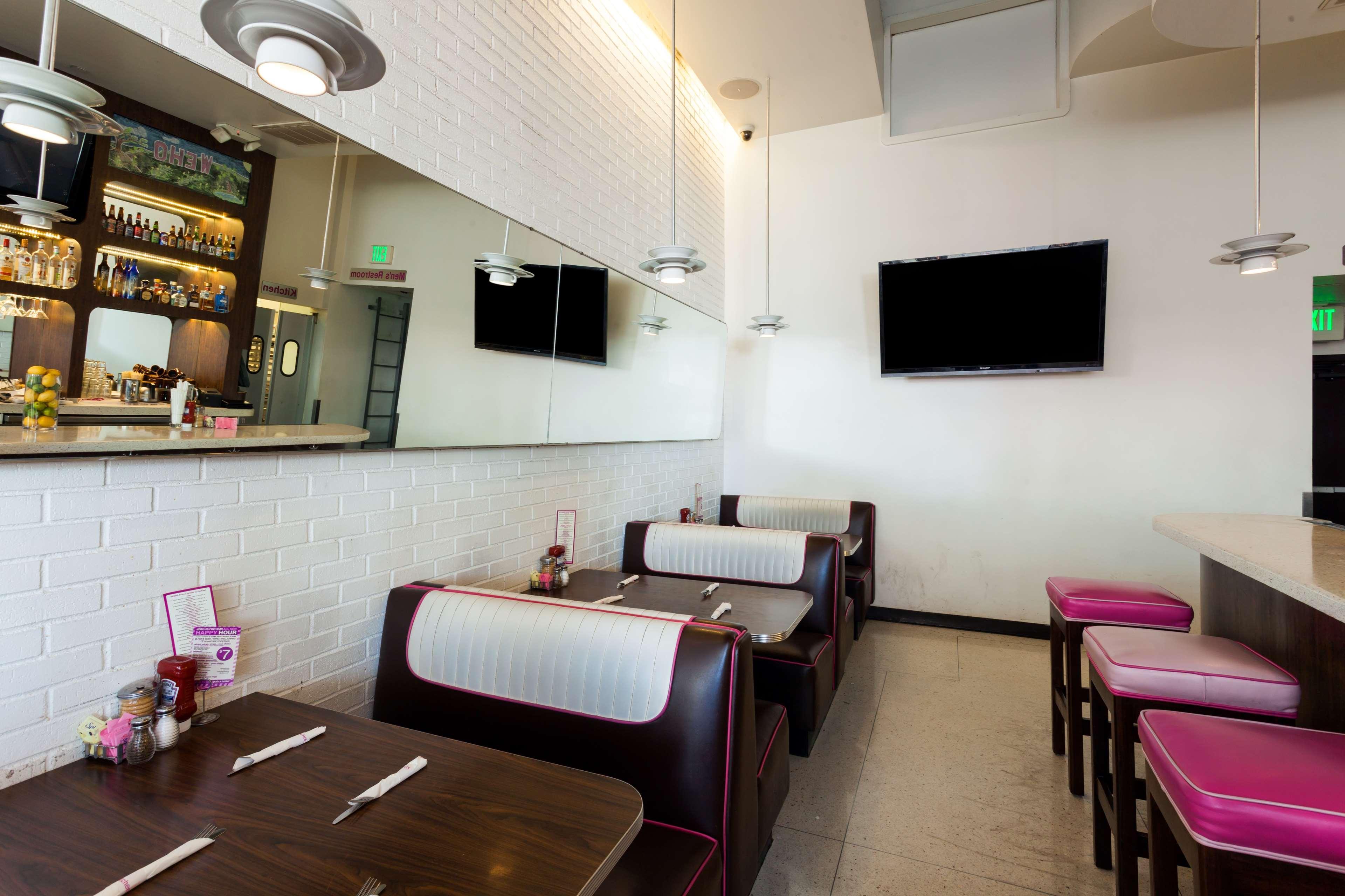 Ramada Plaza By Wyndham West Hollywood Hotel & Suites Los Angeles Exterior photo