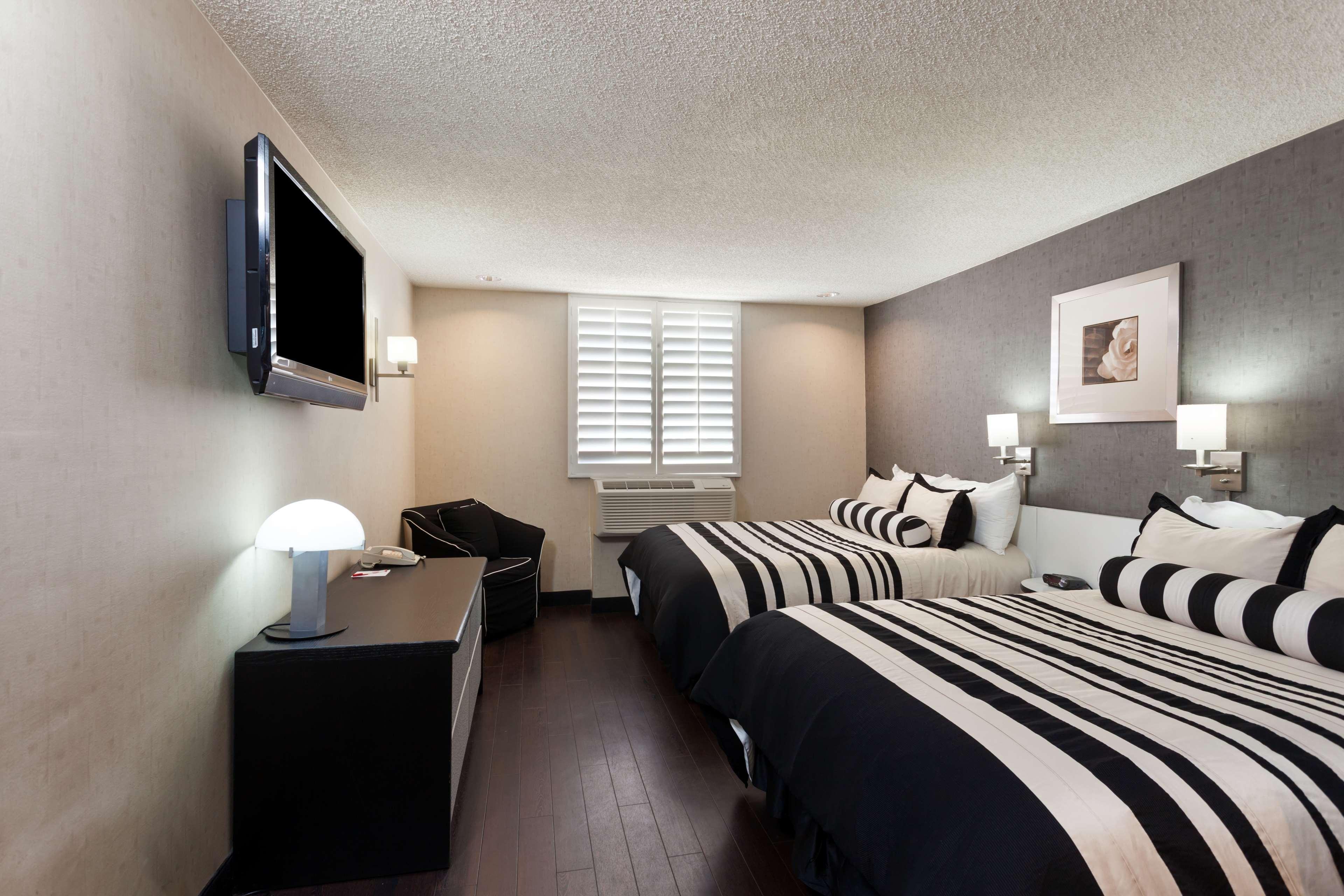 Ramada Plaza By Wyndham West Hollywood Hotel & Suites Los Angeles Exterior photo