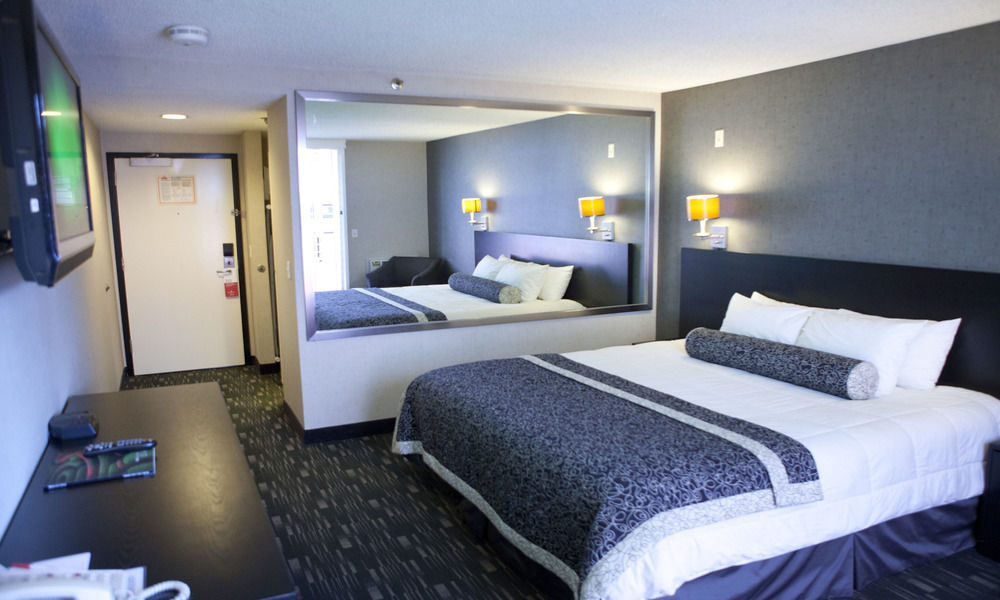 Ramada Plaza By Wyndham West Hollywood Hotel & Suites Los Angeles Exterior photo